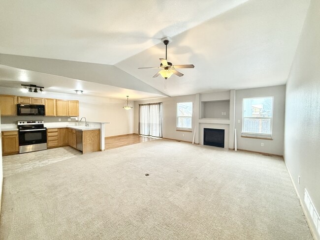 Building Photo - 8522 Secretariat Dr