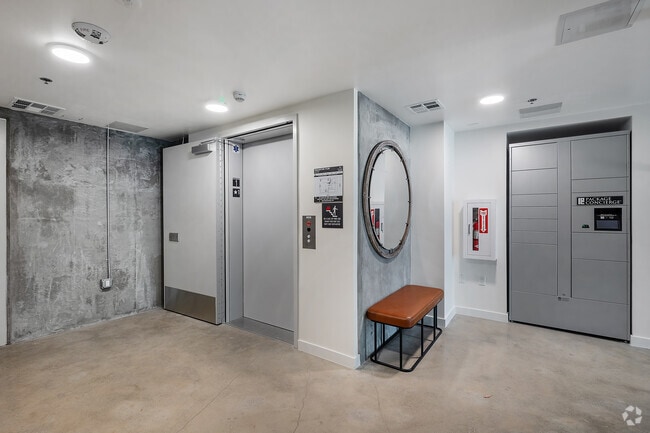 Vestíbulo - The Louella