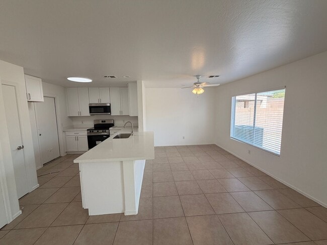 Photo - 12930 W Paradise Dr
