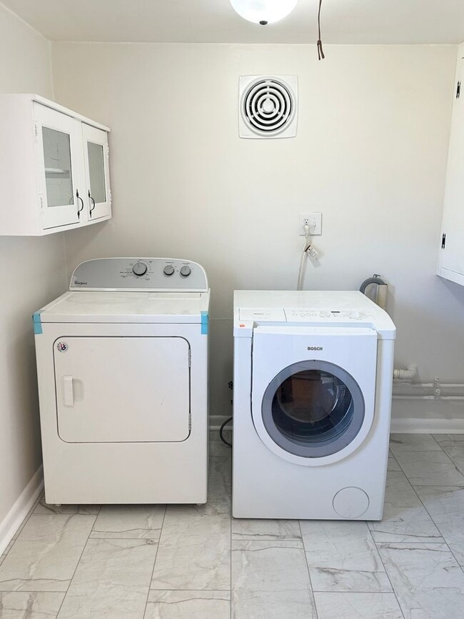 Photo - 1707 W Dale St