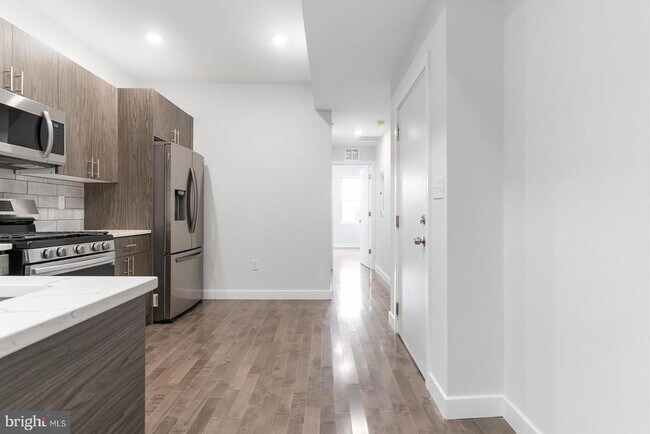 Photo - 1947 N 7th St Unidad 2