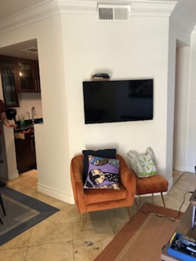 Photo - Meridian Unique 1 Bd / 1 Ba Furnished Luxury Condo.