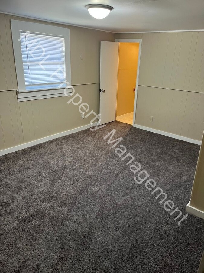 Photo - 727 N Hamilton St Apartment Unit 2