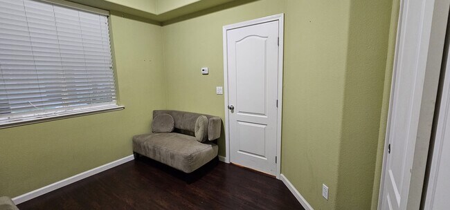 Photo - 2568 Heron Ct