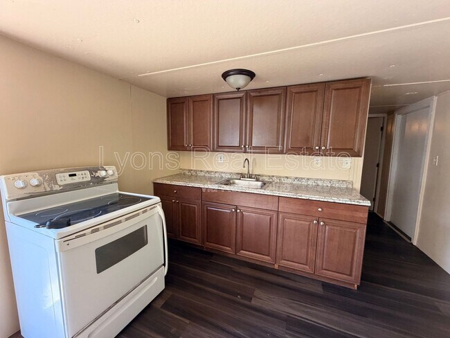Photo - 7972 Breeze Dr