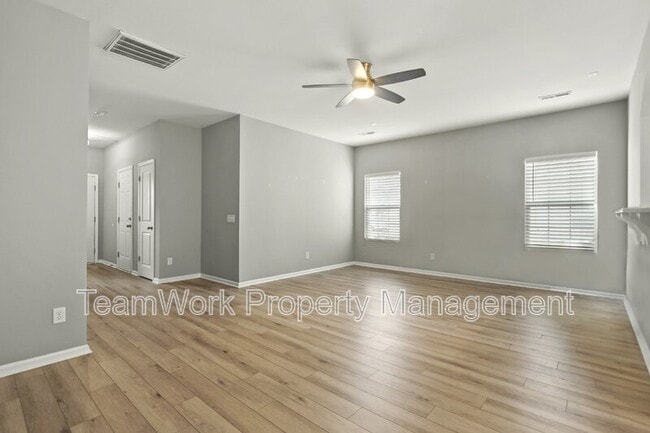 Photo - 1163 Euclid Dr