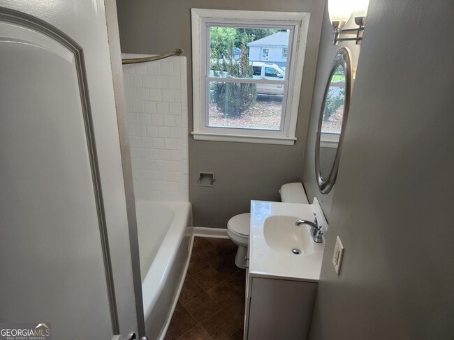 Photo - 224 Larkspur Ln