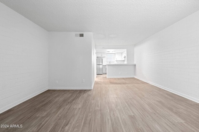 Photo - 1601 W Camelback Rd Unidad E10AE