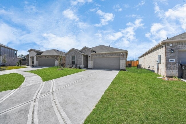 Photo - 3113 Paso Fino Dr