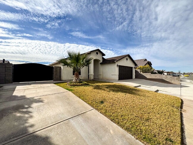 Photo - "Cozy 3-Bedroom, 2-Bathroom Home in San Luis!"