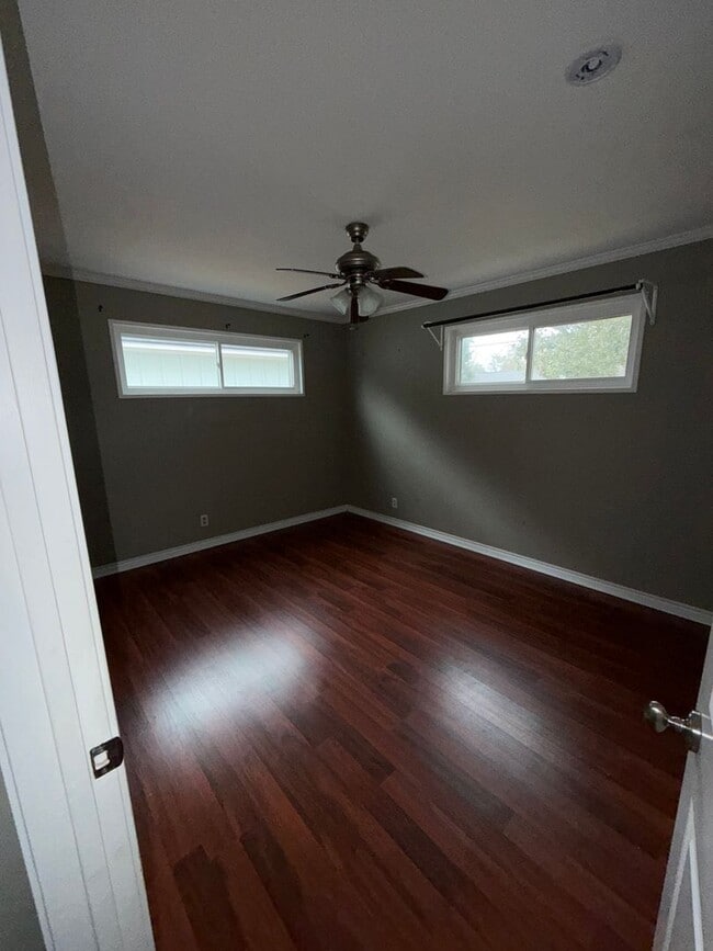 Photo - Charming 2 Bed / 1 Bath House located in the heart of Groves