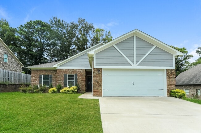 Building Photo - 5400 Cedar Creek Dr