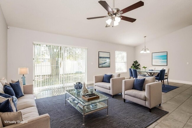 Photo - 1004 Dartmoor Pl