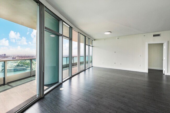 Photo - 900 Biscayne Blvd Unit 5606