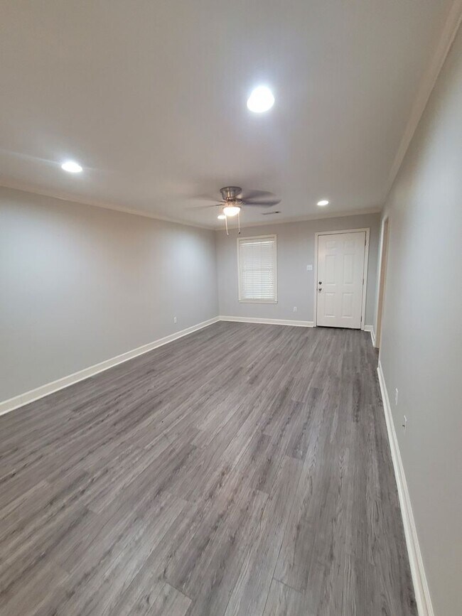 Photo - Home in Benton