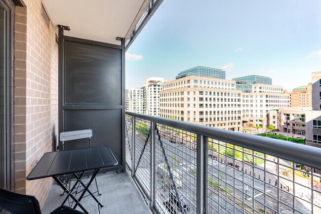 Photo - 3444 Fairfax Dr Unit SI FL5-ID1264