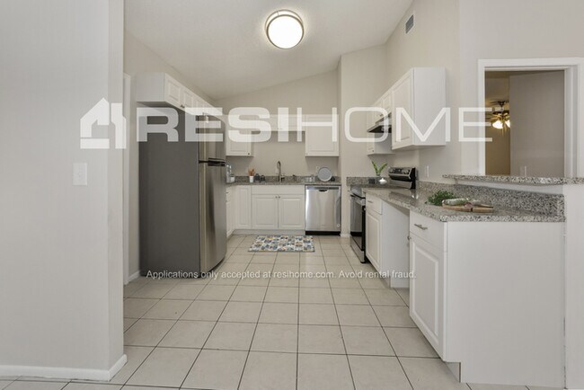 Photo - 2567 Newmark Dr