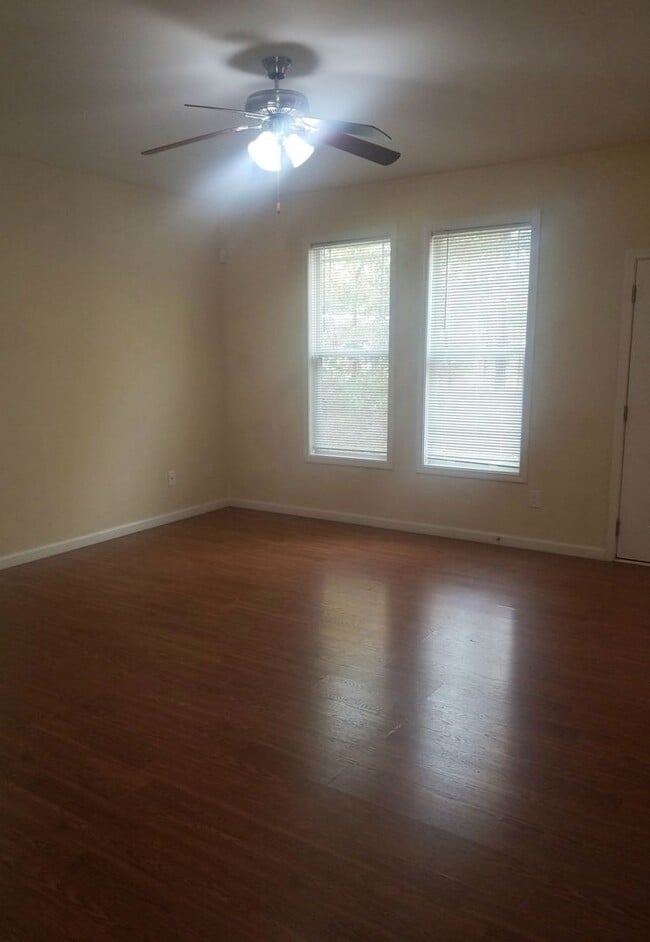 Photo - 4 Bedroom Single Family Home in Morrow!