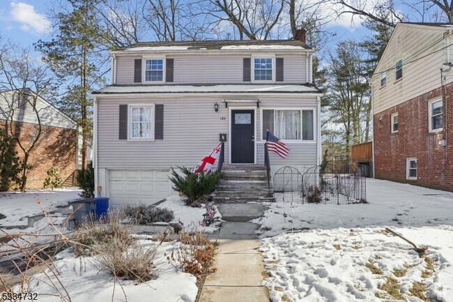 Building Photo - 180 N Livingston Ave Rental