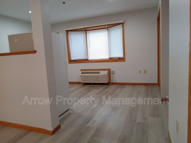 Photo - 150 Poppe Dr