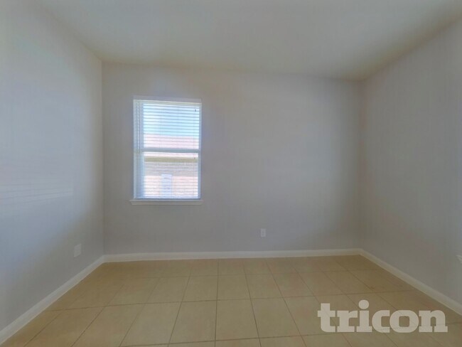 Photo - 7526 Fettle Ln