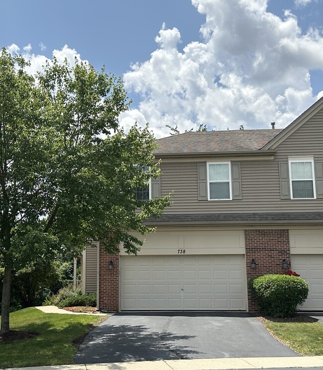 Photo - 738 Oak Hollow Rd Townhome
