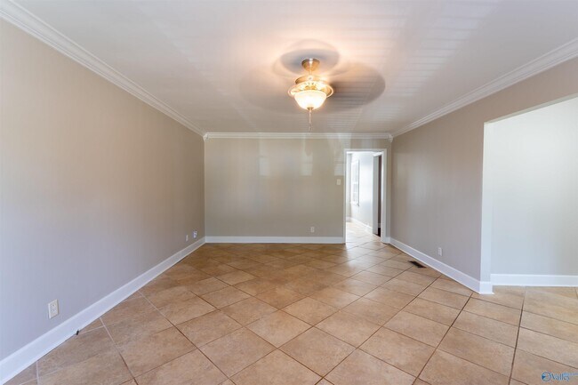 Photo - 425 Arthur St NW