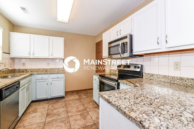 3 Bedroom Pet-Friendly Home in Avon, IN with Main Street Renewal