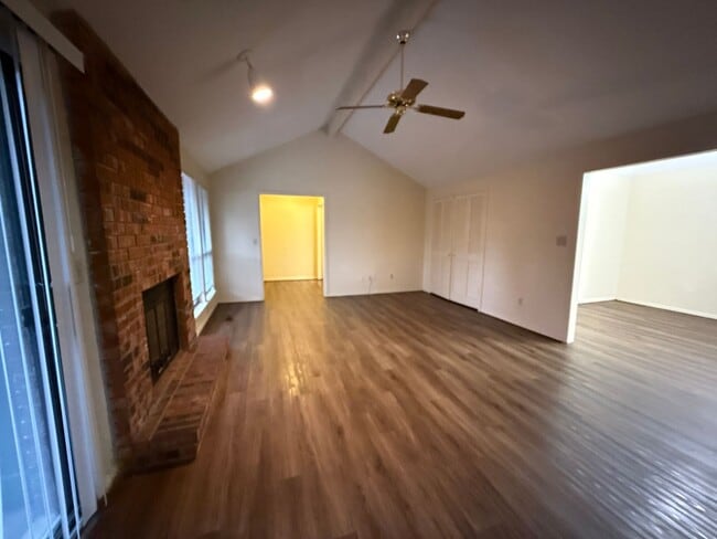 Photo - Huge Master Suite, culd-du-sac, Jenks Scho...