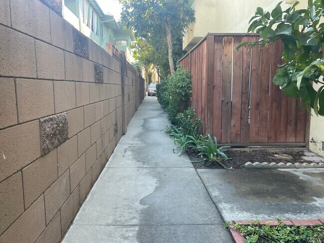 Photo - 11712 Kiowa Ave