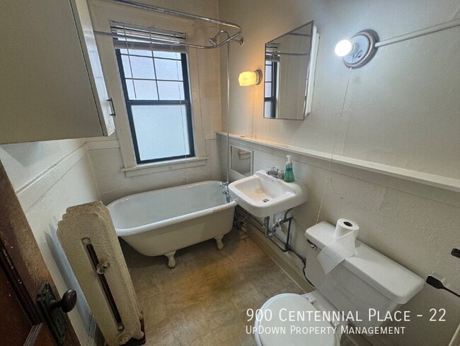 Building Photo - 900 Centennial Pl Unit 22