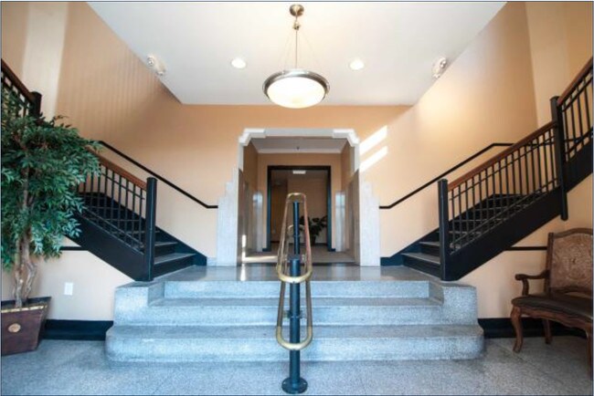 Photo - King's Way Unit 104