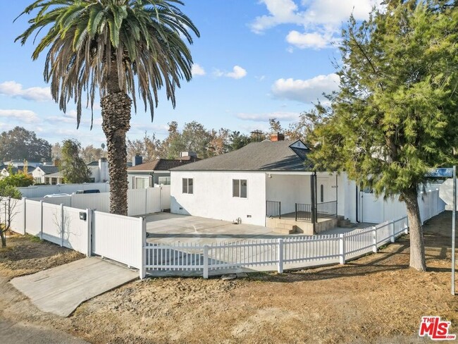 Photo - 6157 Colfax Ave Casa