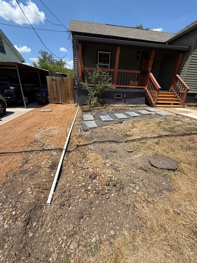 Photo - 1515 E Carson St House