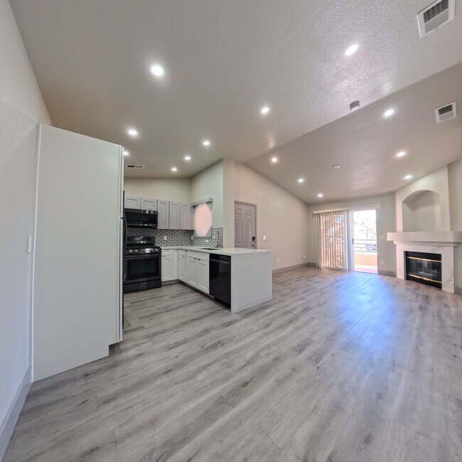 Photo - Stylish 1 Bed Condo in Gated Opulence – 15 Min to the Strip!