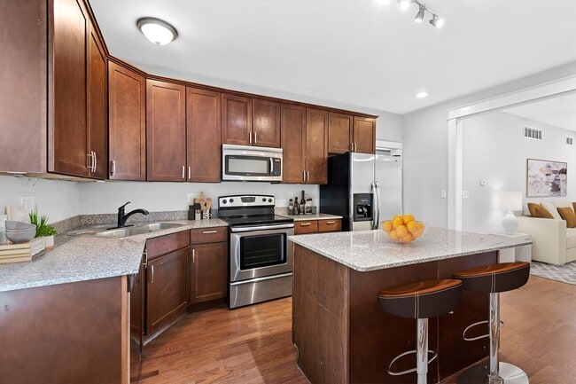 Photo - 6409 Enright