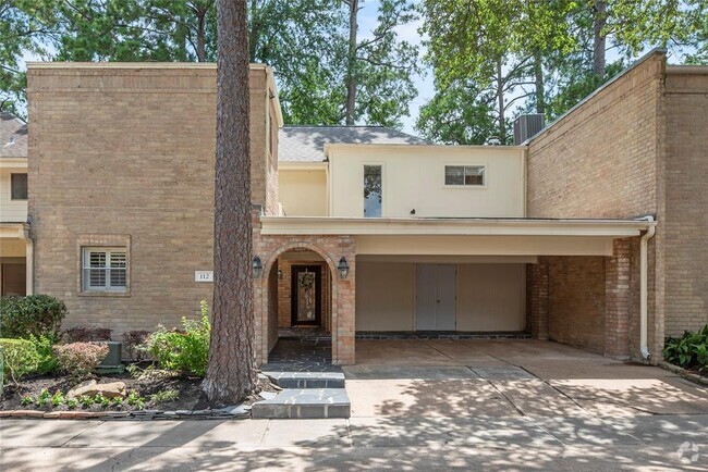 Building Photo - 201 Vanderpool Ln Unit 112 Rental