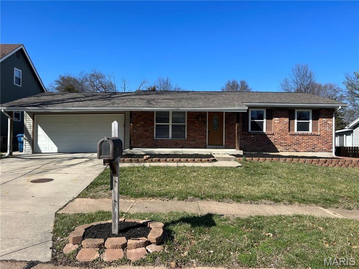 Photo - 691 Walnut Point Ct