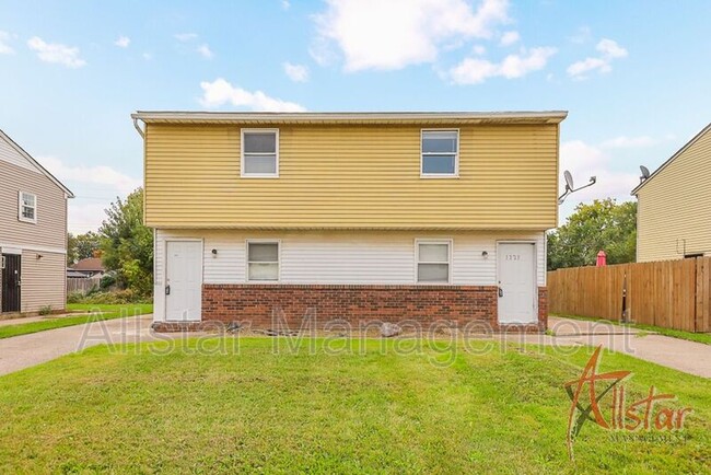 Building Photo - 1323 Massachusetts Ave Rental