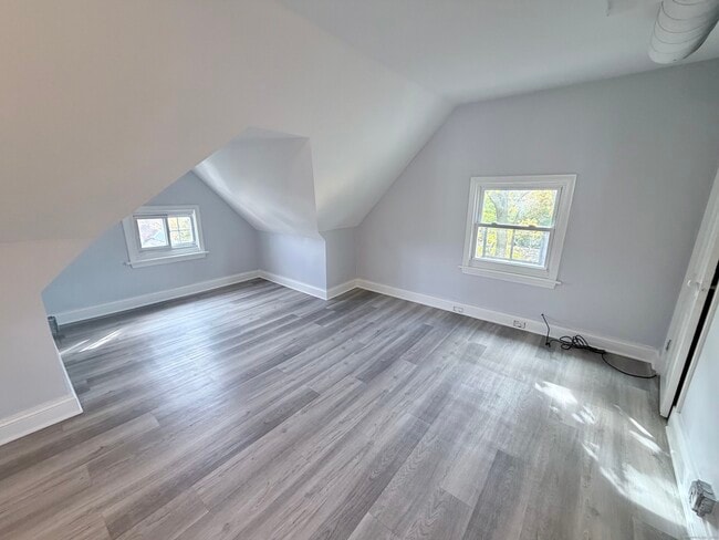 Photo - 35 Hillside Ave Unit 3