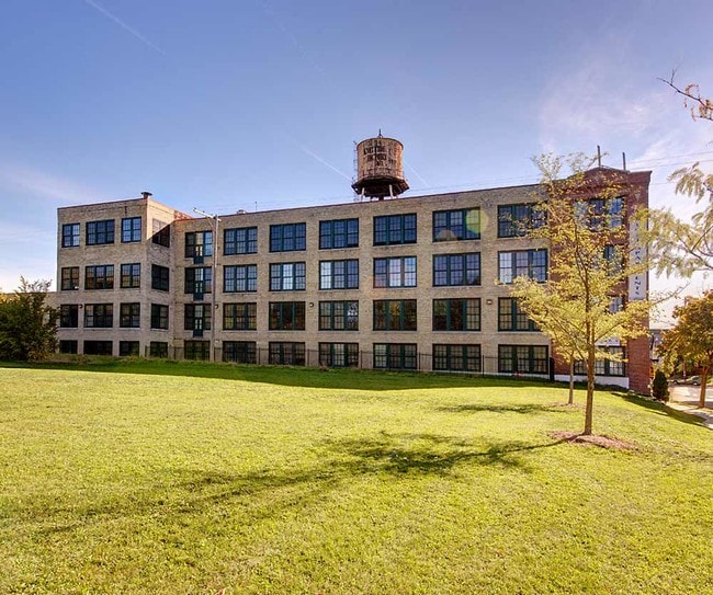Knitting Factory Loft Apartments