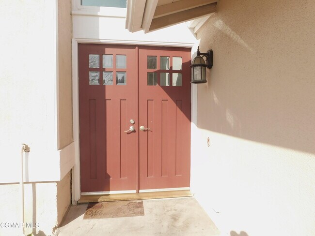 Photo - 467 Sundance St