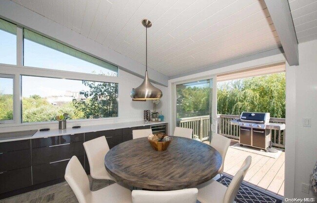 Photo - 170 Clipper Way