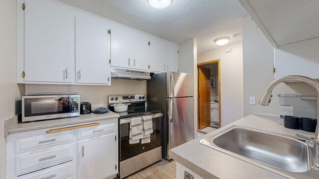 Photo - River Park Crossing