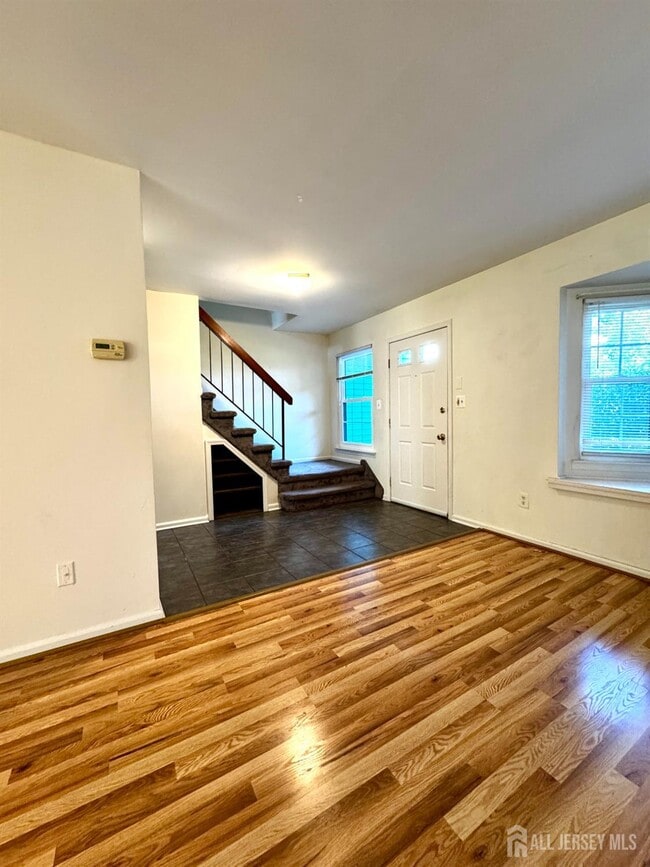 2703 Deerfield Dr