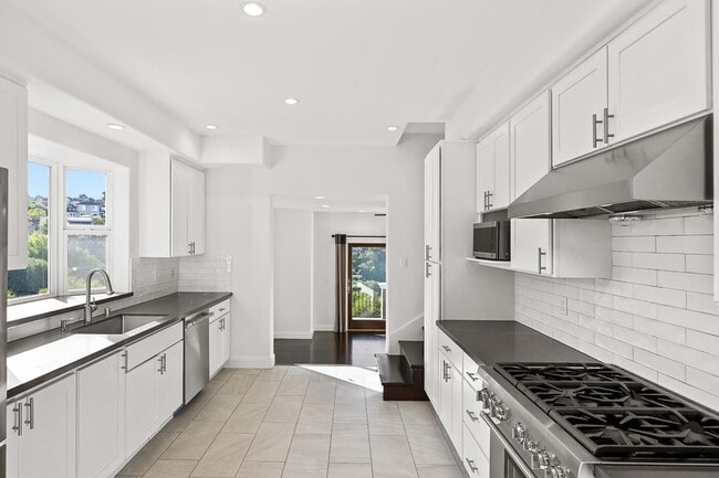 Photo - 3817 Naughton Ave