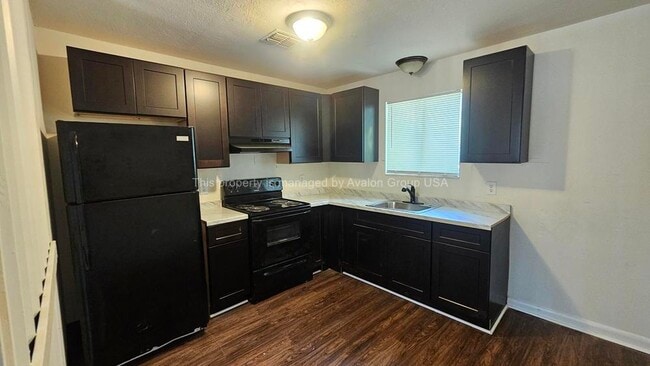 Photo - 5348 Westchase Ct Unit 2