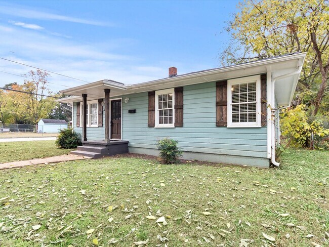 Photo - Fully Remodeled Corner-Lot Home Just Minutes from RSA & I-565!