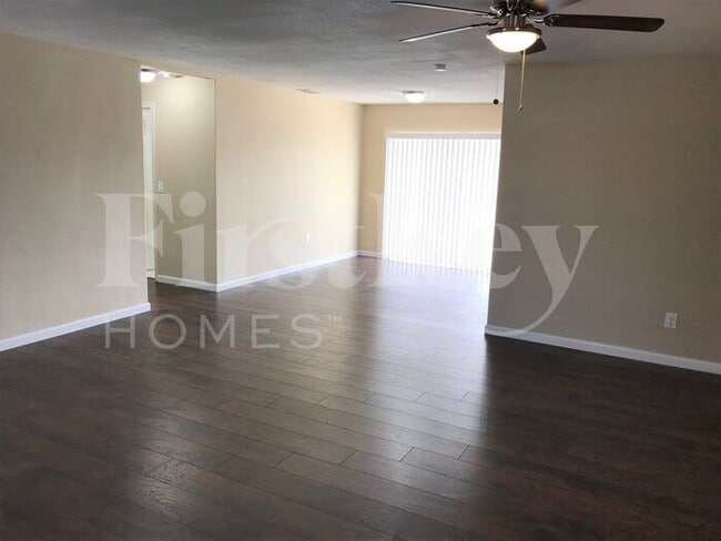 Photo - 9280 Sunset Strip