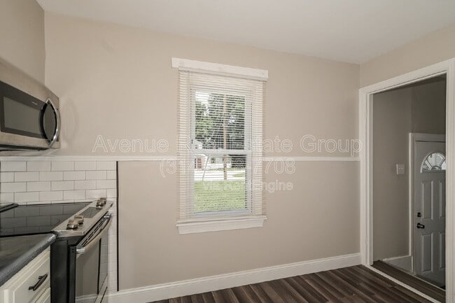Photo - 925 McDonough St